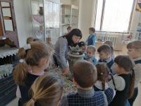 16.03.2020_pervye_ekskursii_v_shkolnom_muzee_3