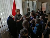 16.03.2020_pervye_ekskursii_v_shkolnom_muzee_4