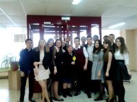 05.03.16_11_klass_pozdravleniya_2