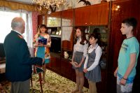 6.05.16_volontery_u_veteranov_1