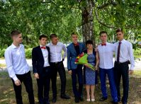 24.06.16_vruchenie_grantov_i_medaley_2