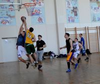 29.04.17_vypuskniki_basketbol_4
