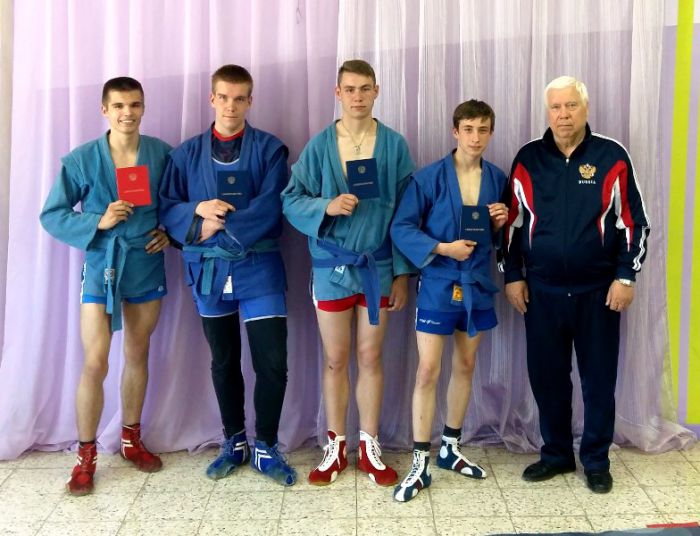 30.05.17_vruchenie_svidetelstv_4