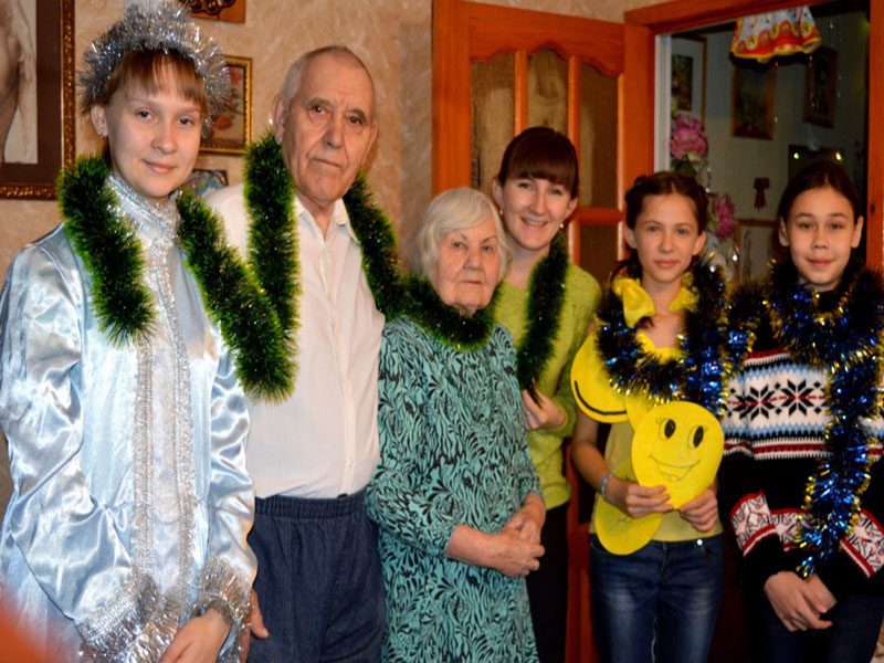 30.12.15_NG_u_veteranov_3.jpg 30.12.15_NG_u_veteranov_3.jpg